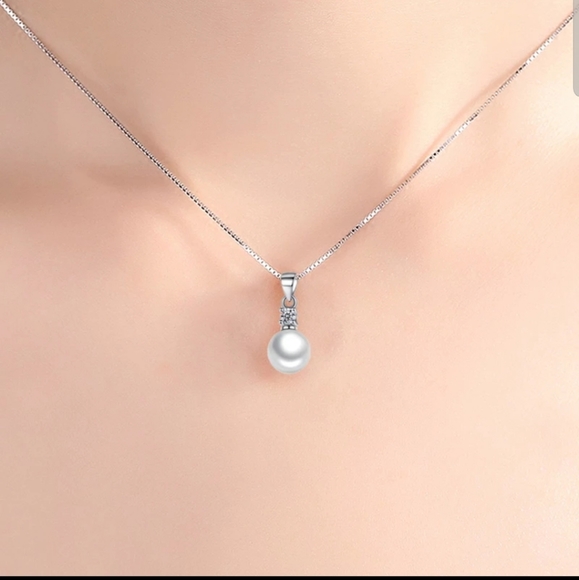 NEW 925 sterling silver Pearl necklace - Picture 2 of 7